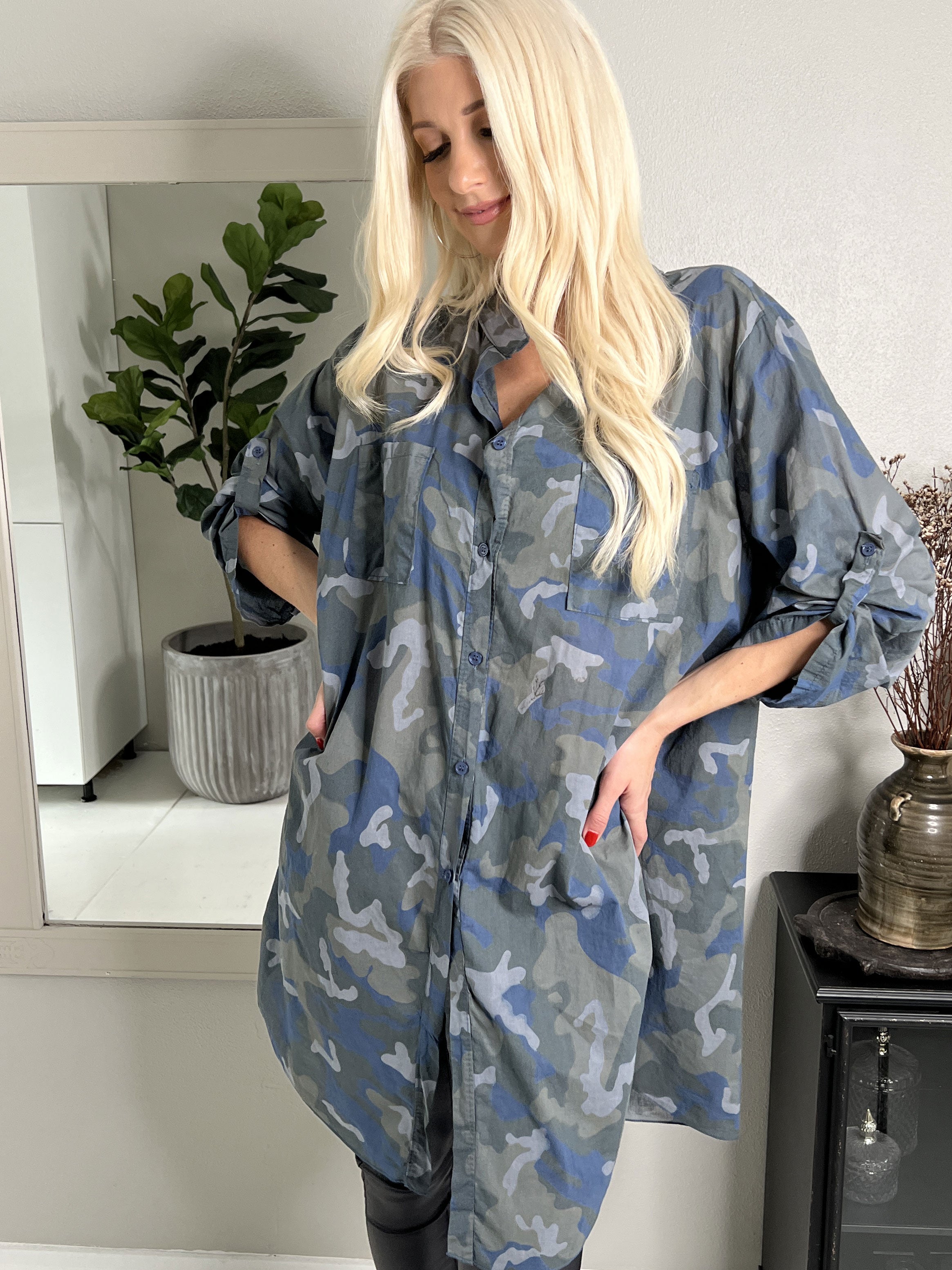 Berna Camo - Skjorta i kamouflagetryck med fickor